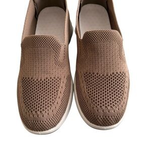 New Light Brown Women’s Comfortable Mesh Slip On Walking Shoe 9